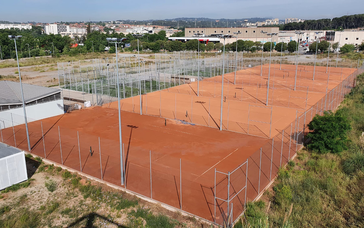 La Unió de Federacions i Ubaefitness gestionaran les pistes de tennis del riu Sec